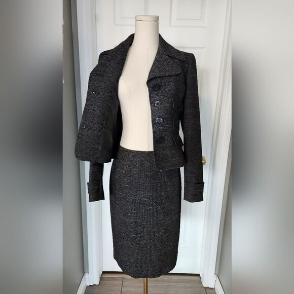 Nine West Skirt Suit - Size 2 - Picture 6 of 13